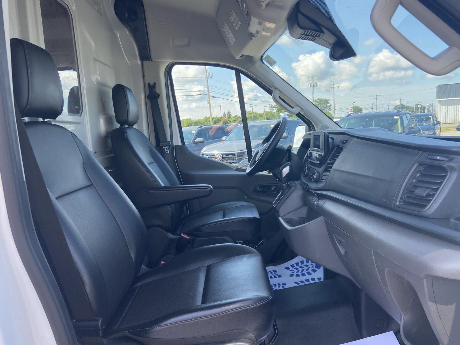 2025 Ford Transit 250