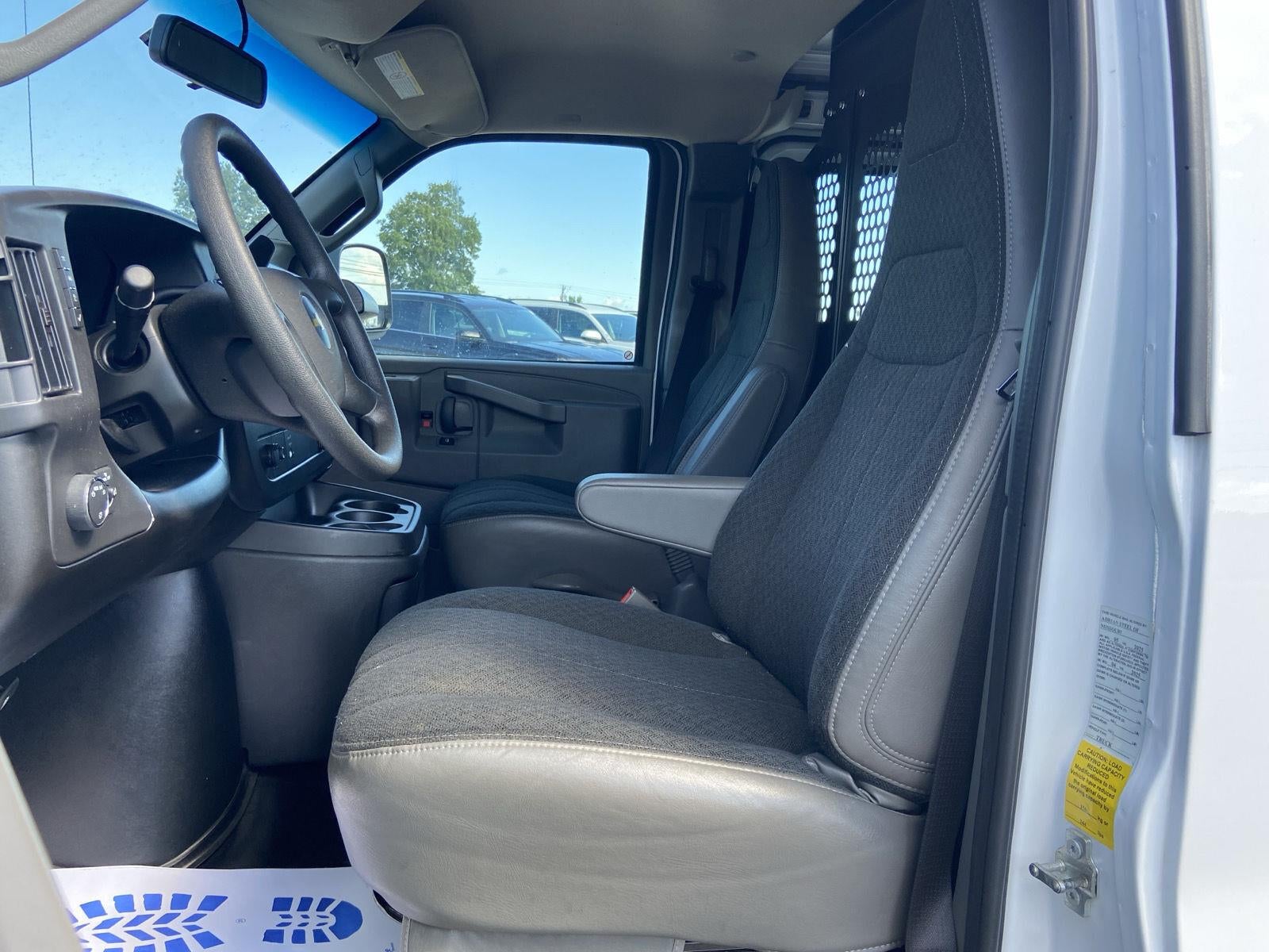 2025 Chevrolet Express Cargo Van RWD 2500 135"