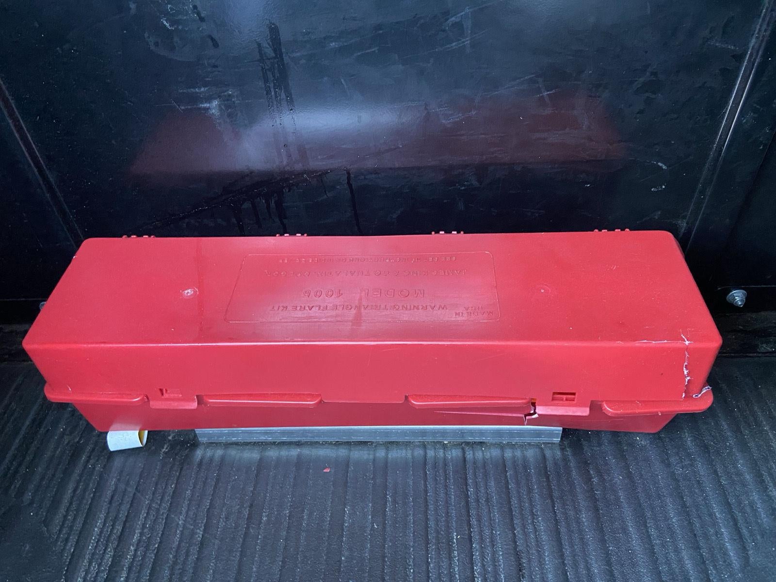 2025 Chevrolet Express Cargo Van RWD 2500 135"