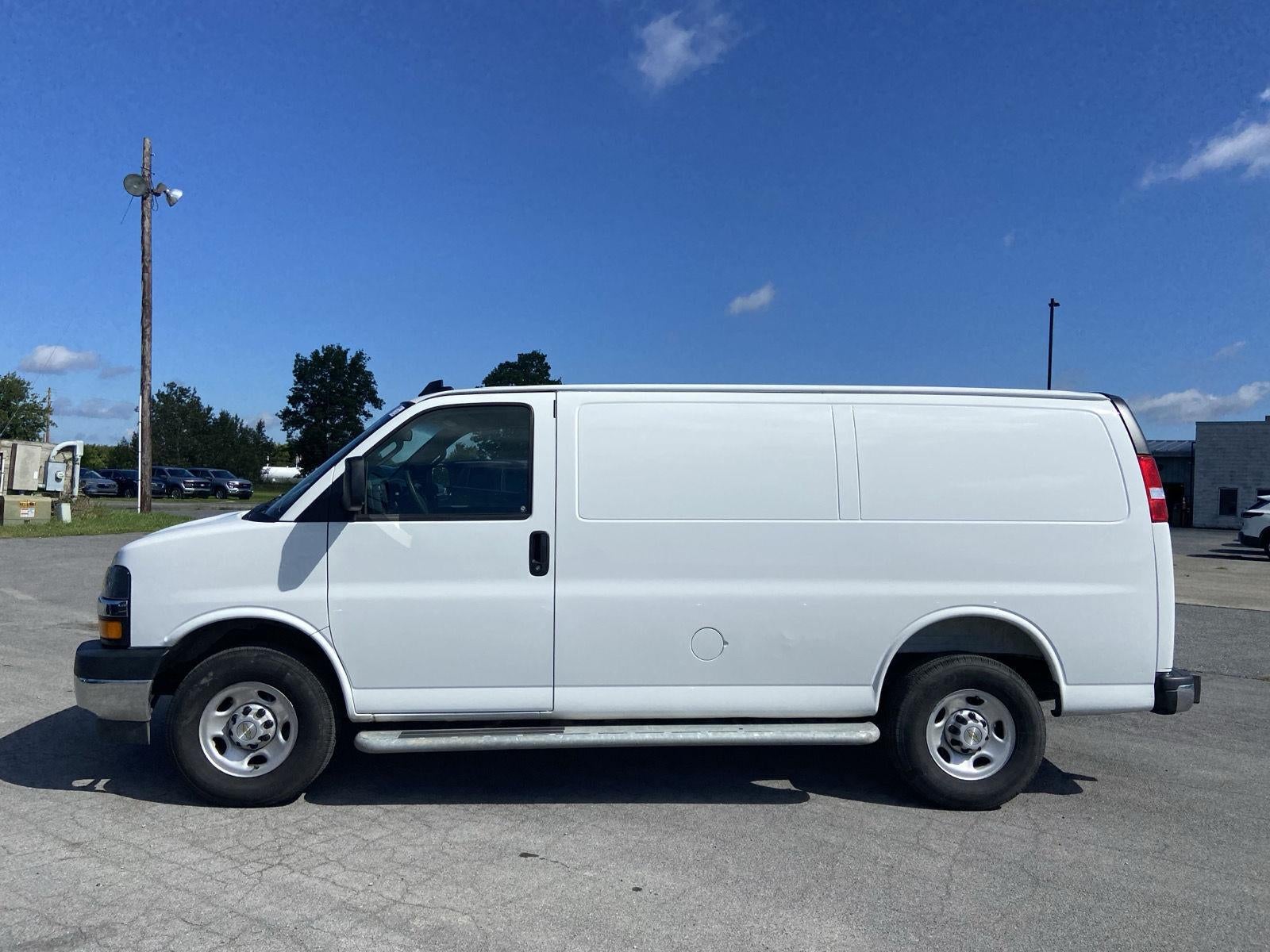 2025 Chevrolet Express Cargo Van RWD 2500 135"