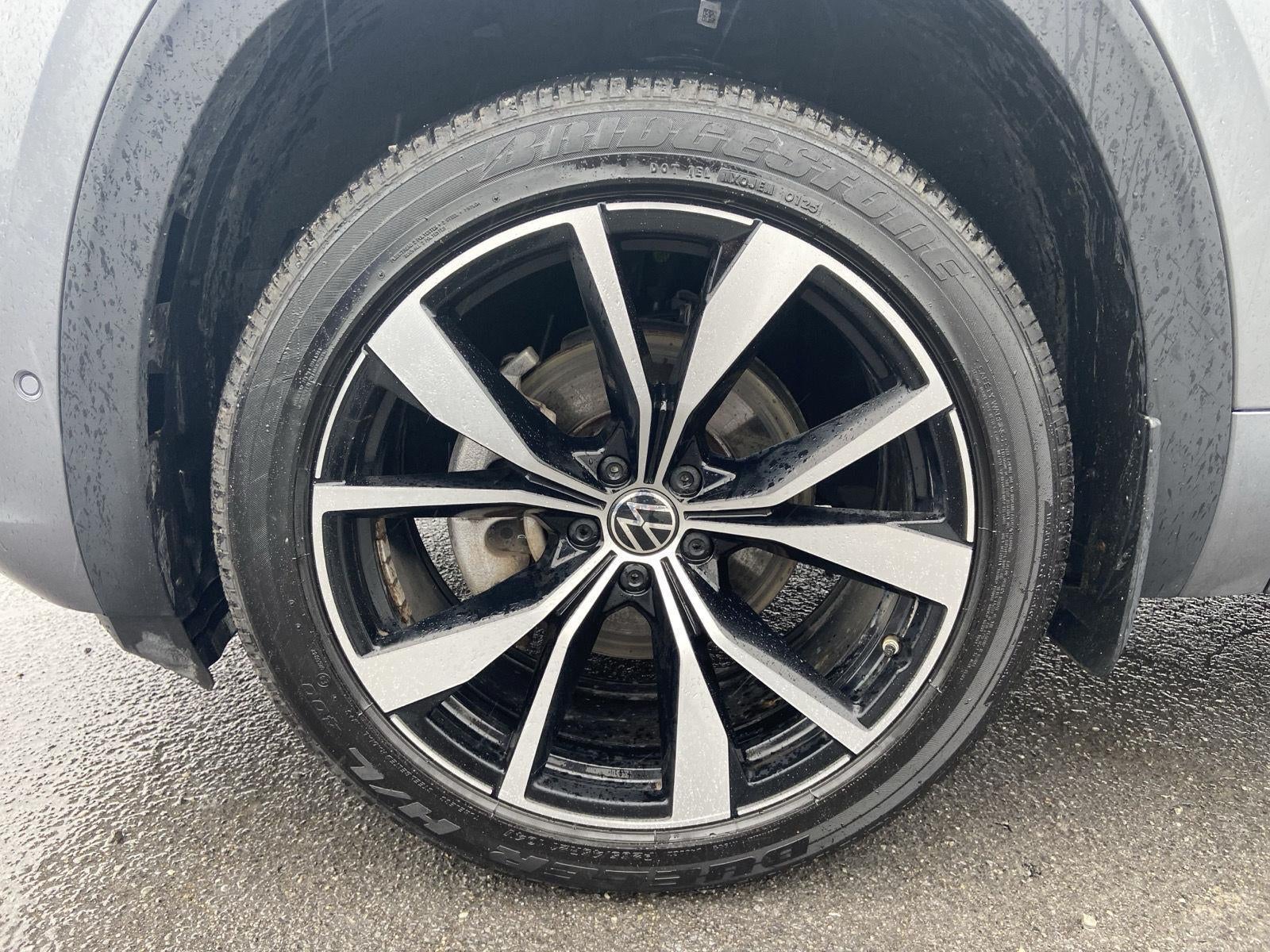 2024 Volkswagen Atlas Cross Sport 2.0T SEL Premium R-Line