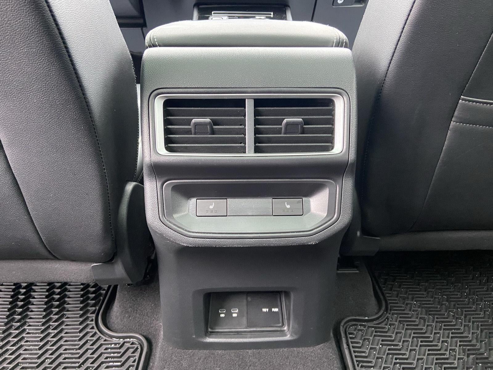 2024 Volkswagen Atlas Cross Sport 2.0T SEL Premium R-Line