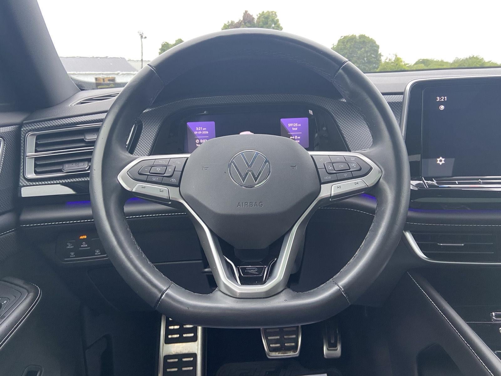 2024 Volkswagen Atlas Cross Sport 2.0T SEL Premium R-Line
