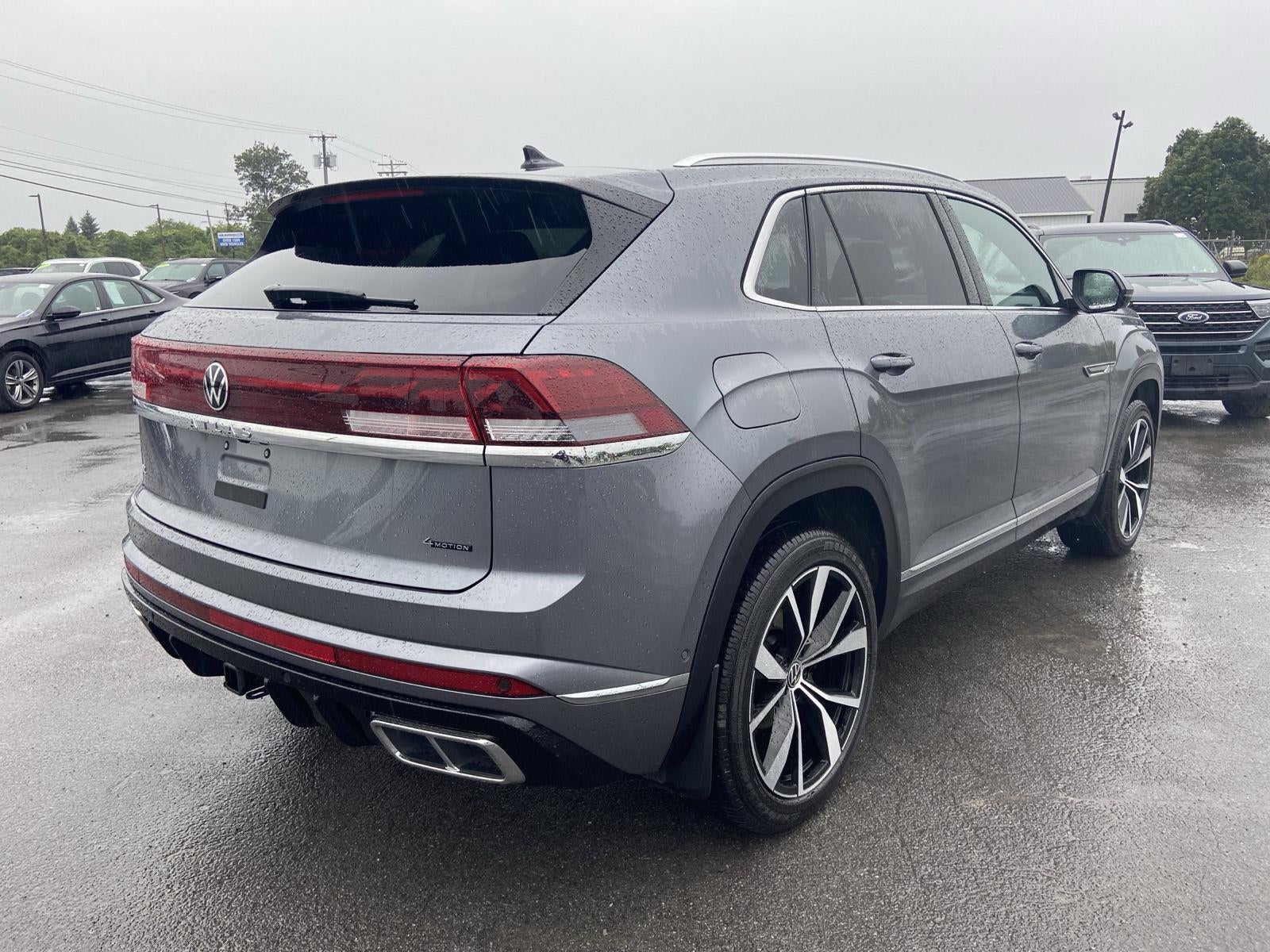 2024 Volkswagen Atlas Cross Sport 2.0T SEL Premium R-Line