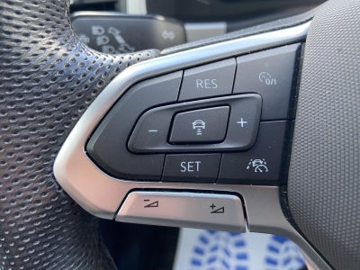 2023 Volkswagen Atlas Cross Sport 3.6L V6 SEL Premium R-Line