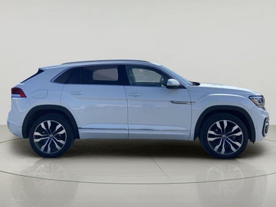 2022 Volkswagen Atlas Cross Sport 3.6L V6 SEL Premium R-Line