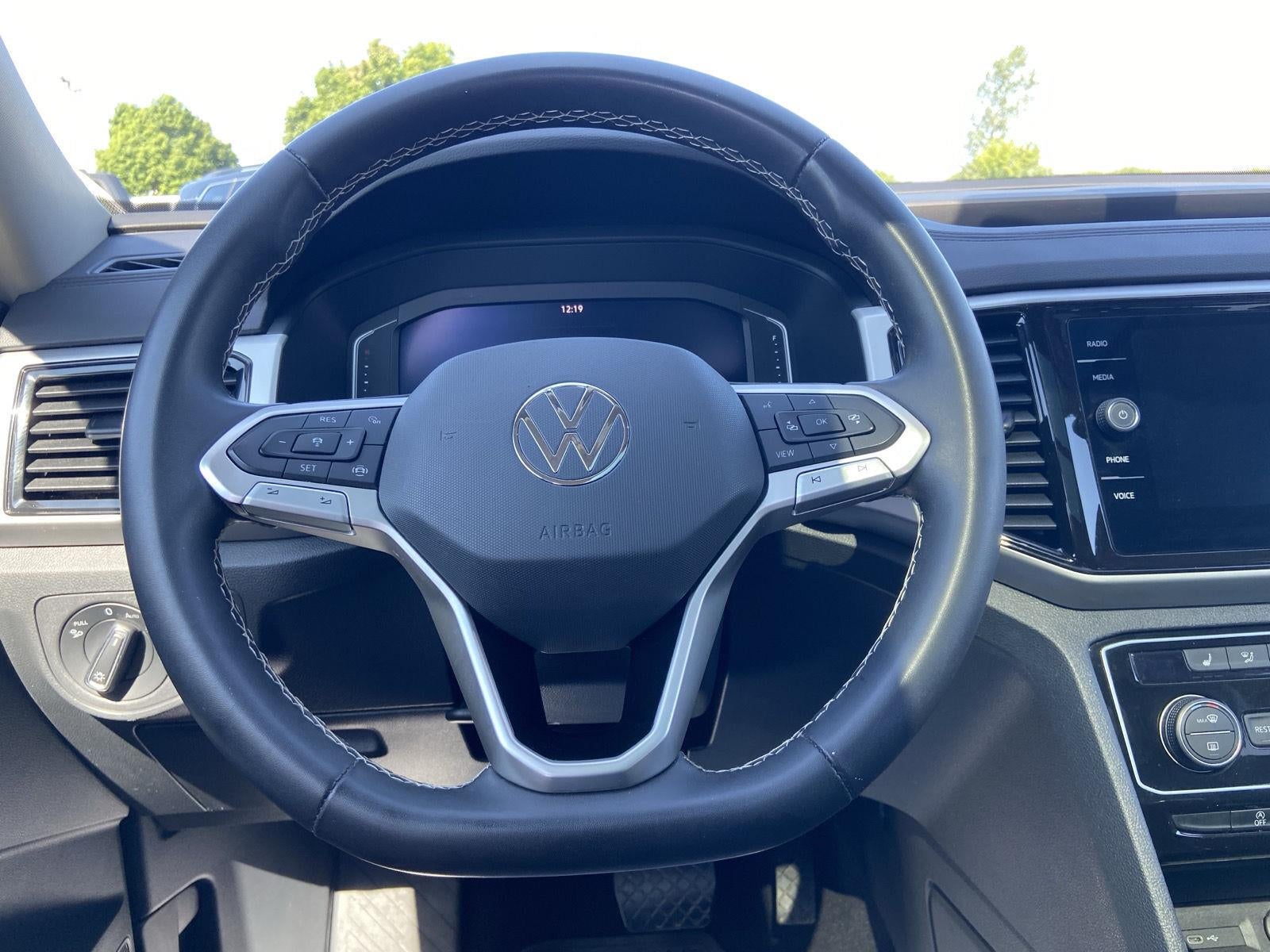 2023 Volkswagen Atlas 3.6L V6 SE w/Technology