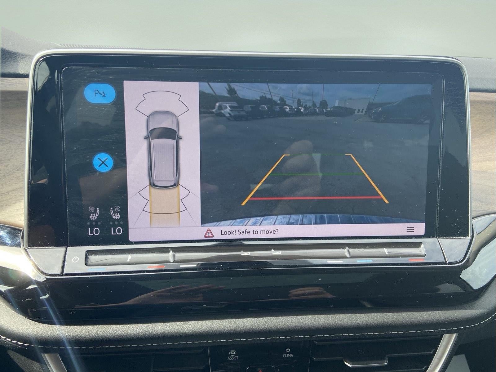 2024 Volkswagen Atlas 2.0T SE w/Technology