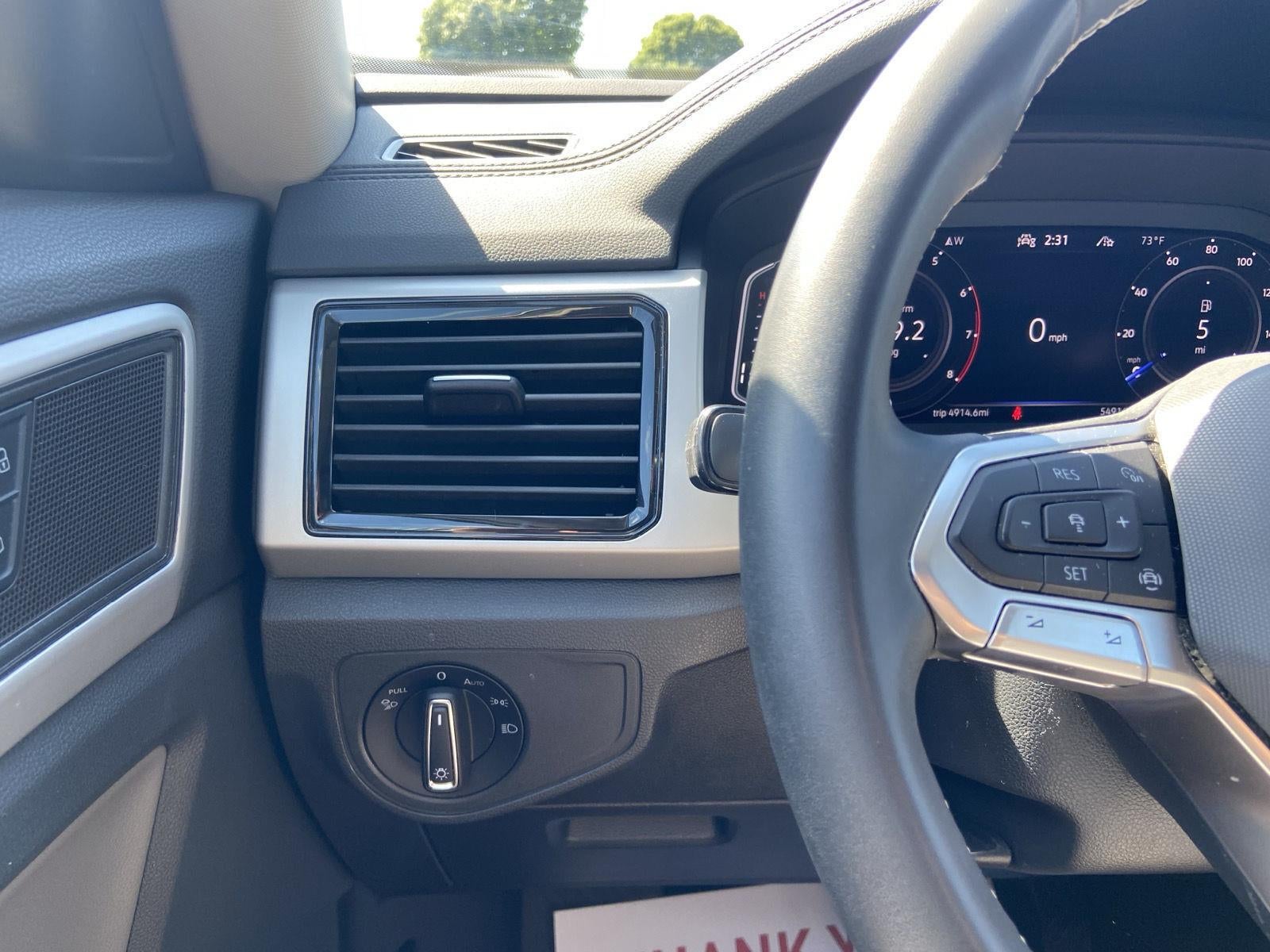 2022 Volkswagen Atlas 3.6L V6 SE w/Technology