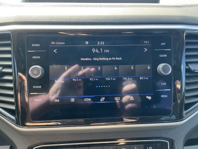 2022 Volkswagen Atlas 3.6L V6 SE w/Technology