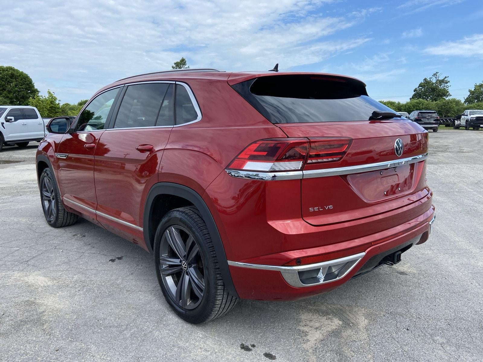 2022 Volkswagen Atlas Cross Sport 3.6L V6 SEL R-Line