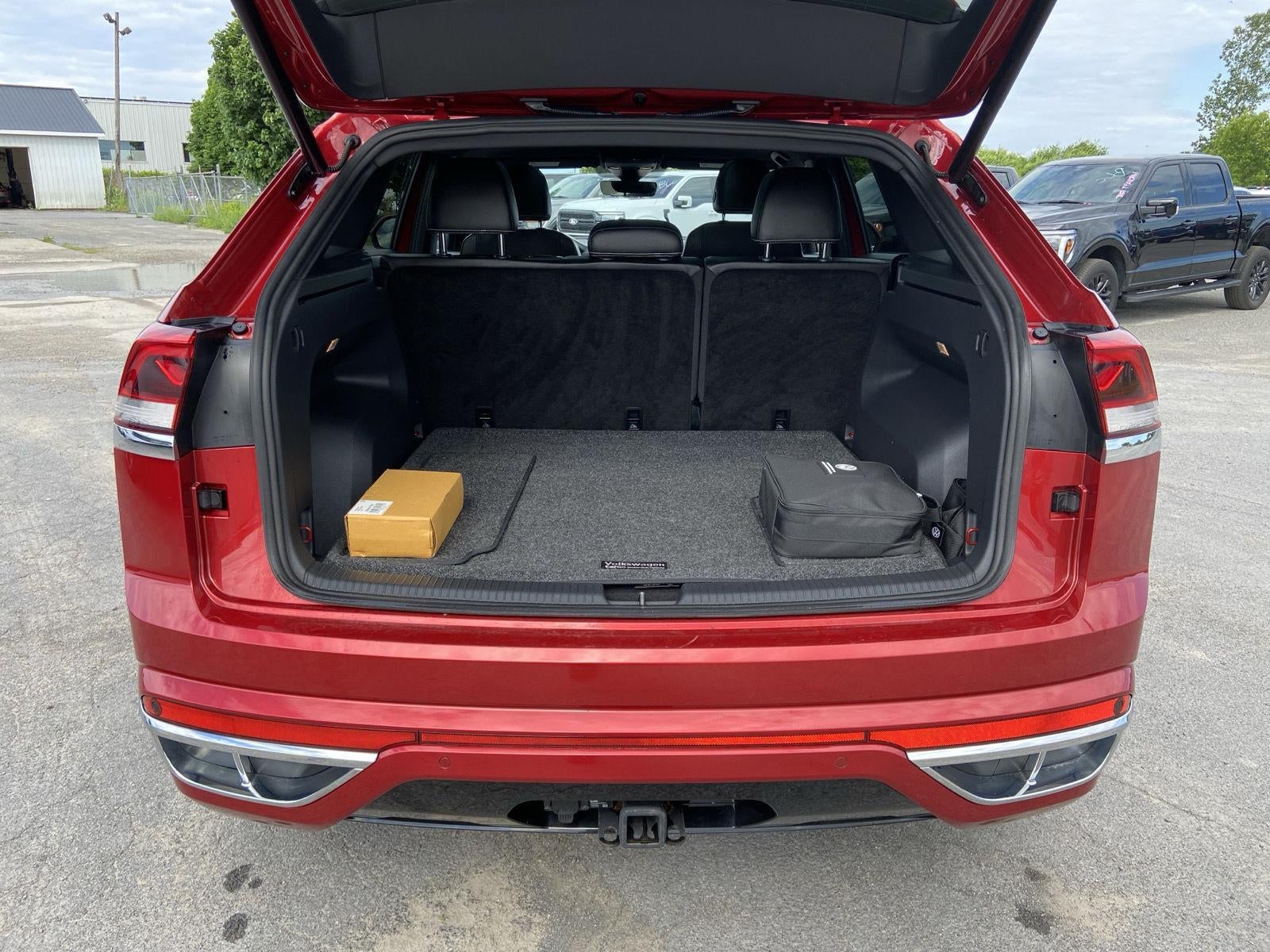 2022 Volkswagen Atlas Cross Sport 3.6L V6 SEL R-Line