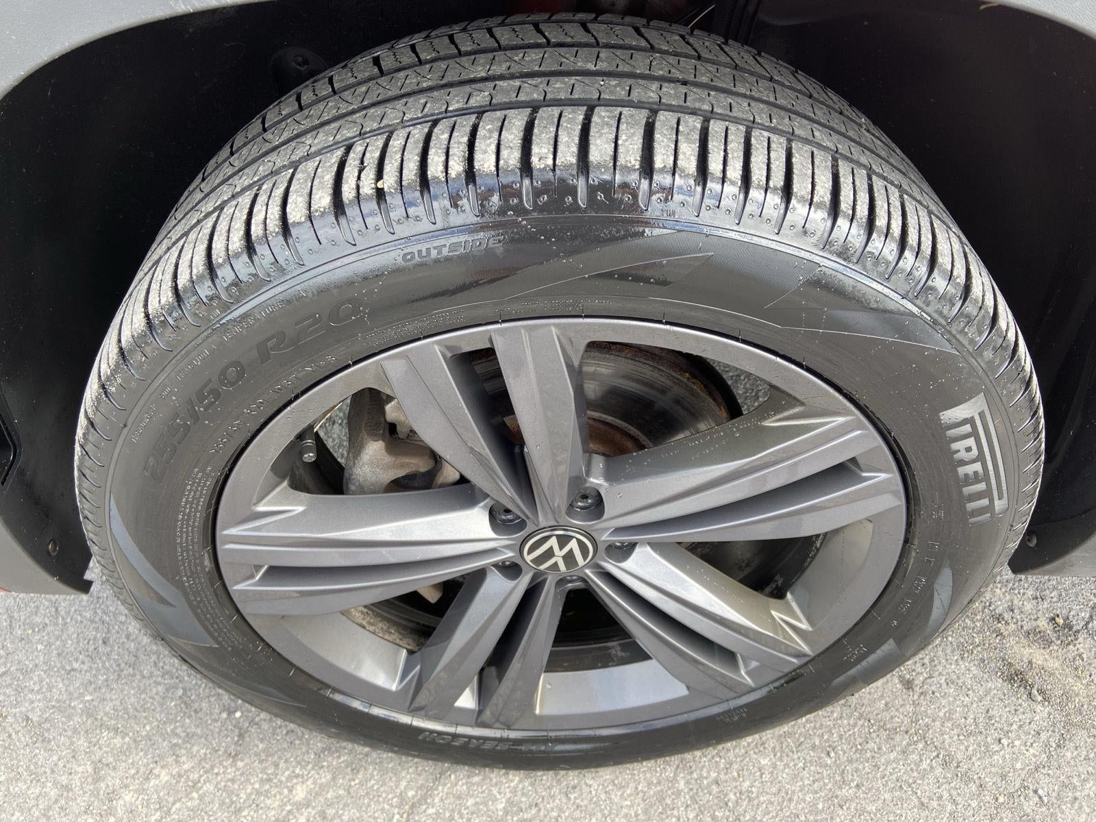 2022 Volkswagen Atlas Cross Sport 3.6L V6 SEL R-Line