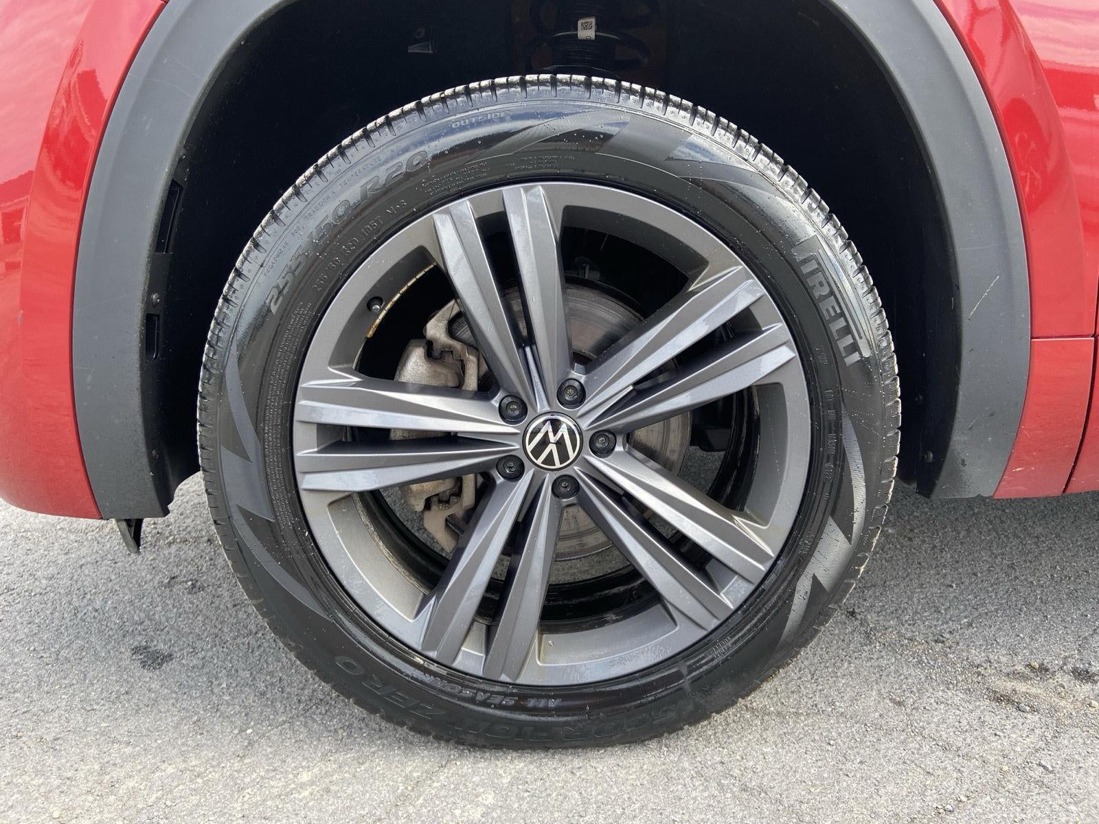 2022 Volkswagen Atlas Cross Sport 3.6L V6 SEL R-Line