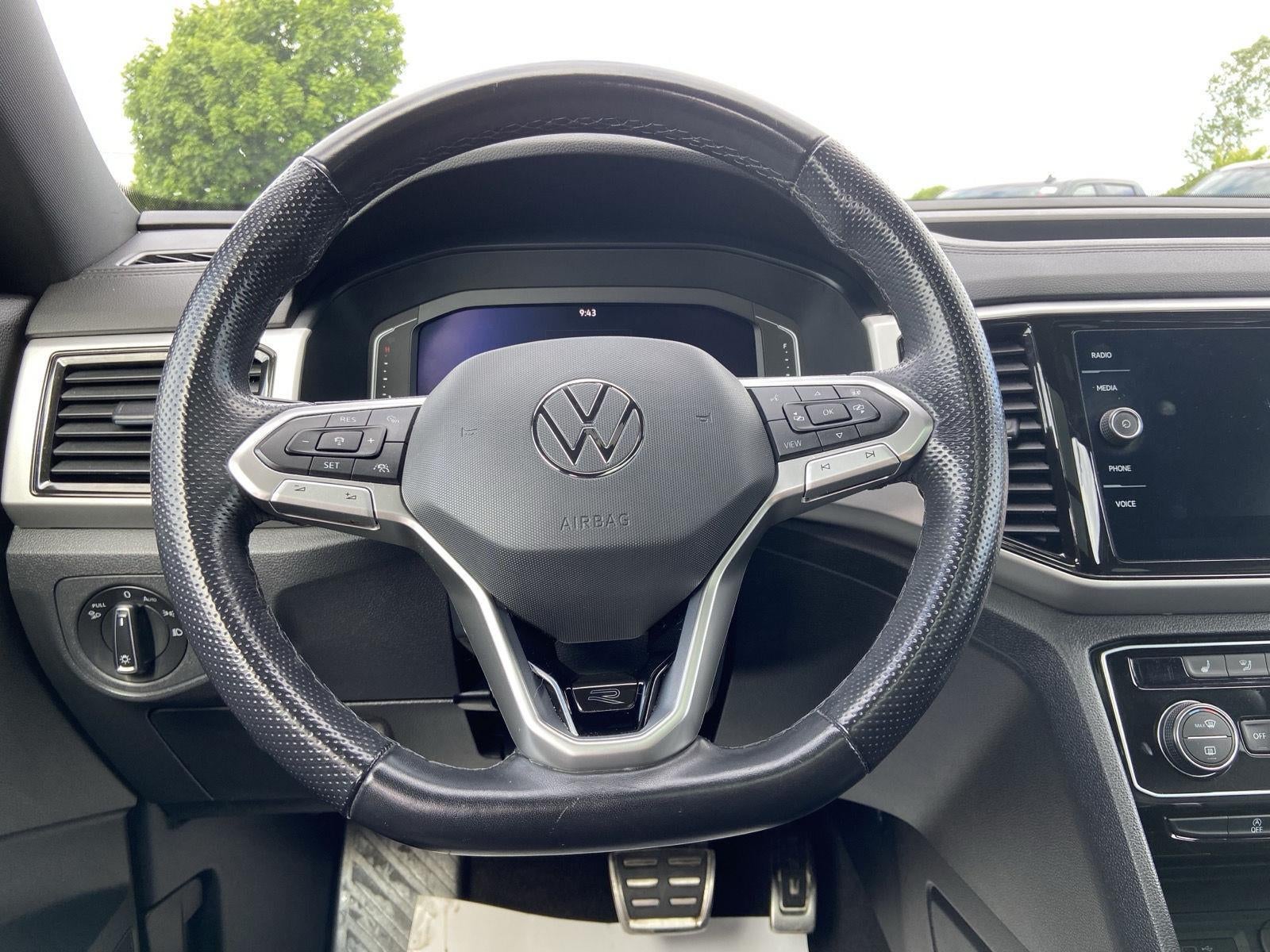 2022 Volkswagen Atlas Cross Sport 3.6L V6 SEL R-Line