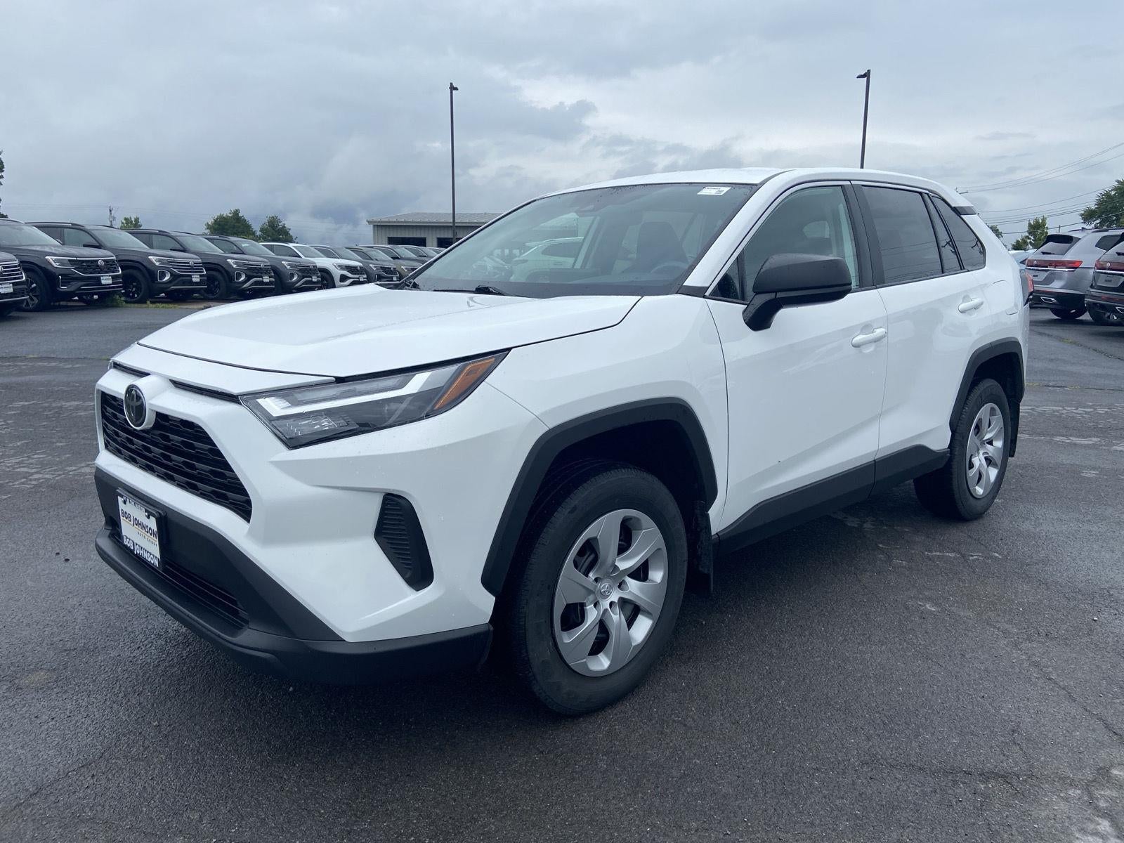 2023 Toyota Rav4 LE