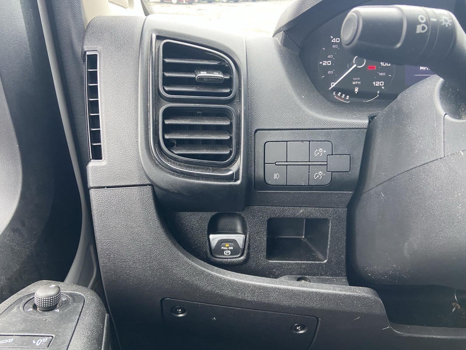 2025 RAM ProMaster Cargo Van Tradesman