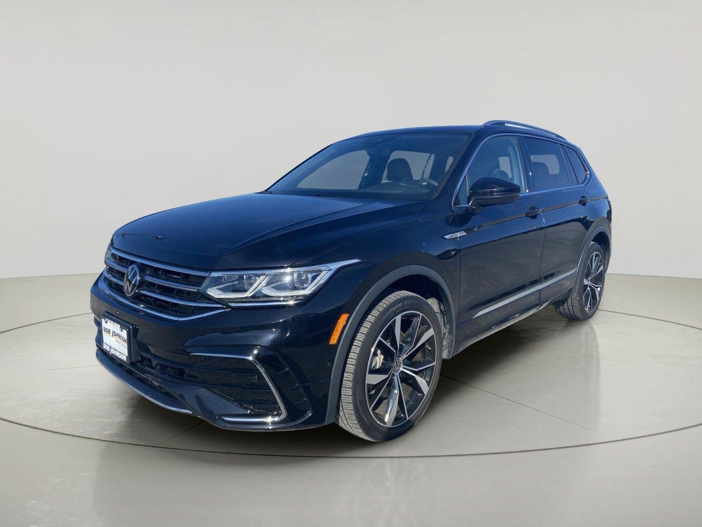 2024 Volkswagen Tiguan SEL R-Line
