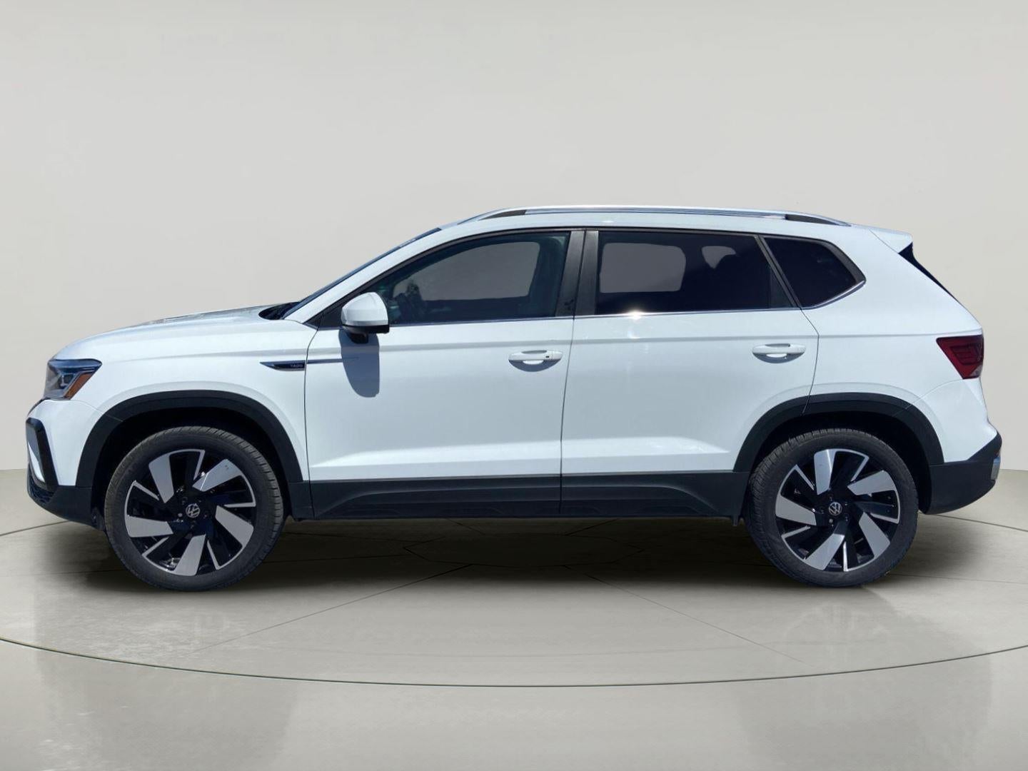 2024 Volkswagen Taos SEL
