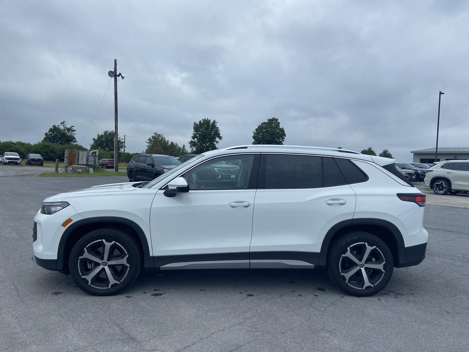 2025 Volkswagen Tiguan SE