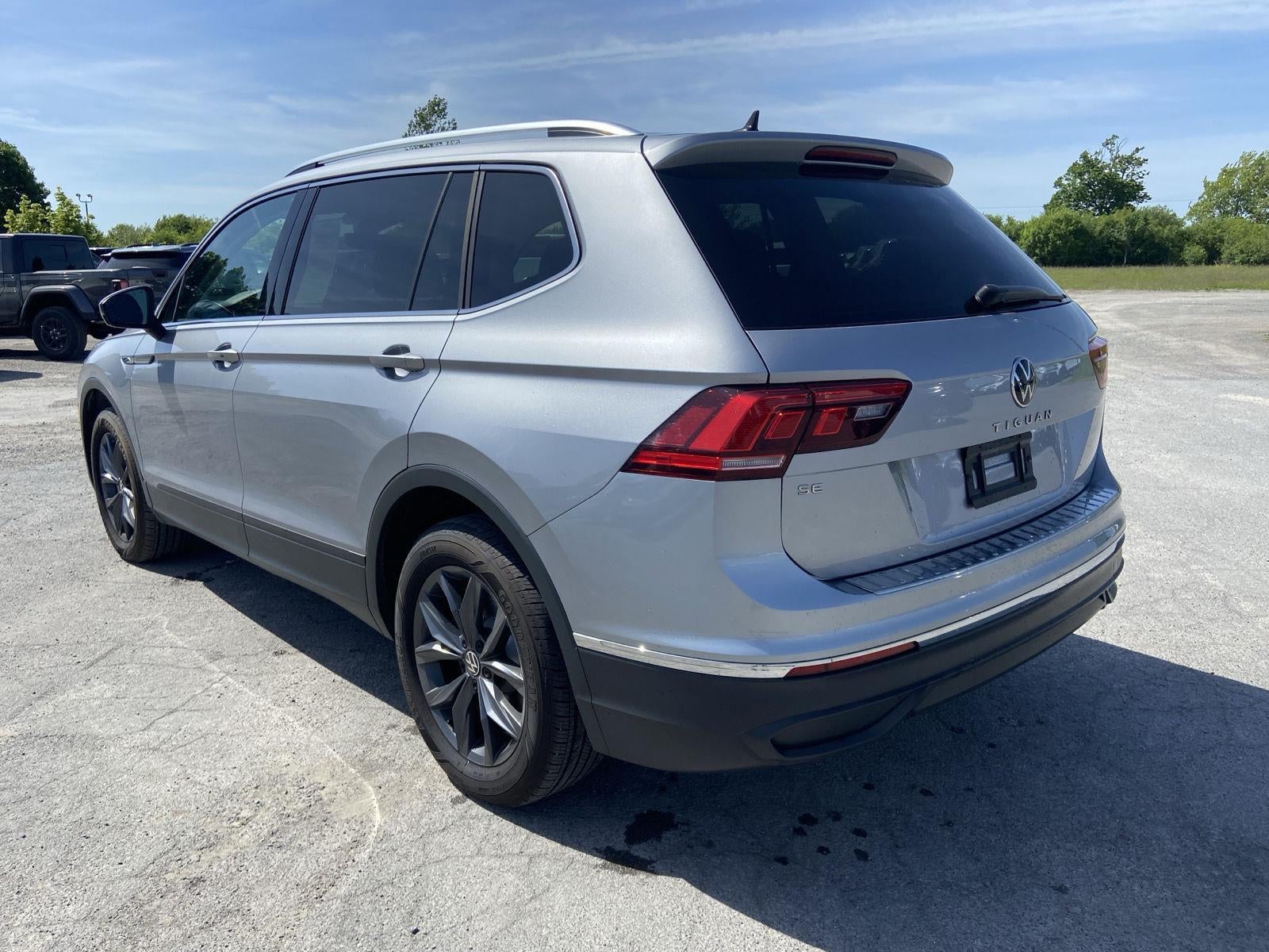 2023 Volkswagen Tiguan SE