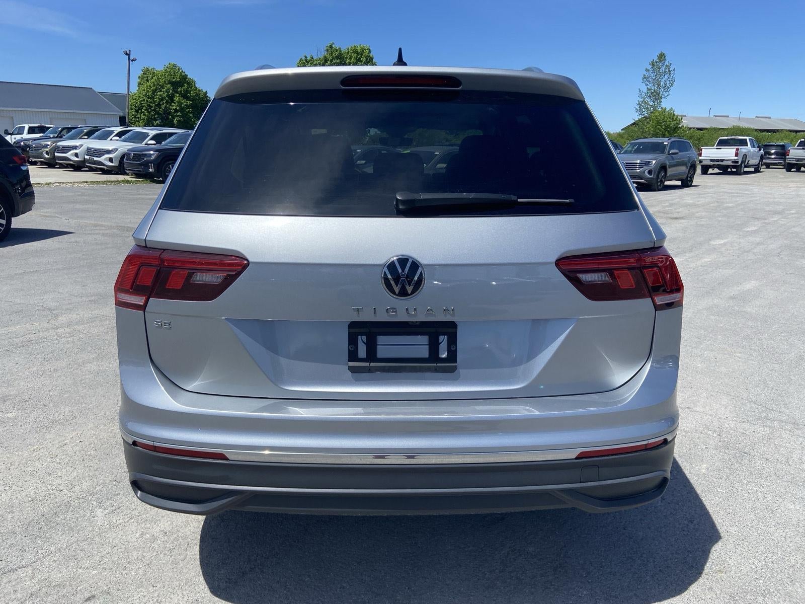 2023 Volkswagen Tiguan SE