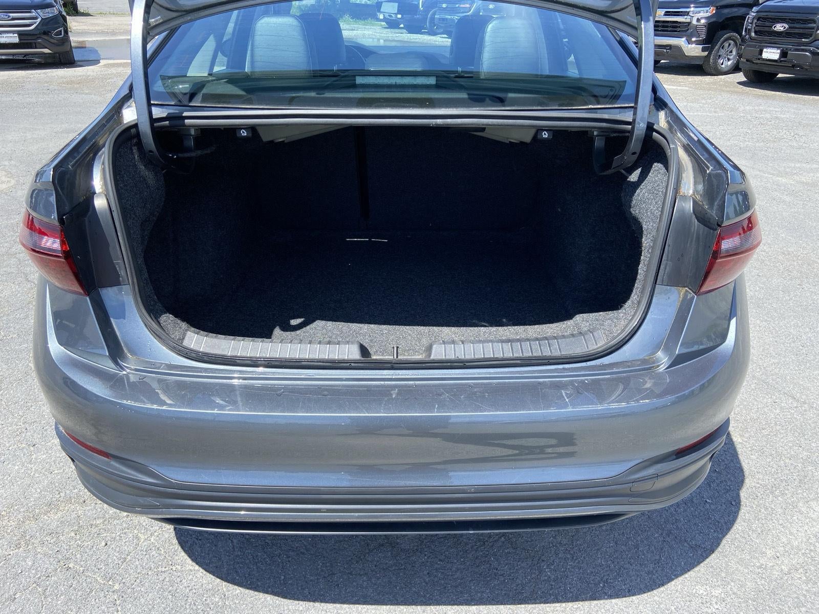 2023 Volkswagen Jetta SE