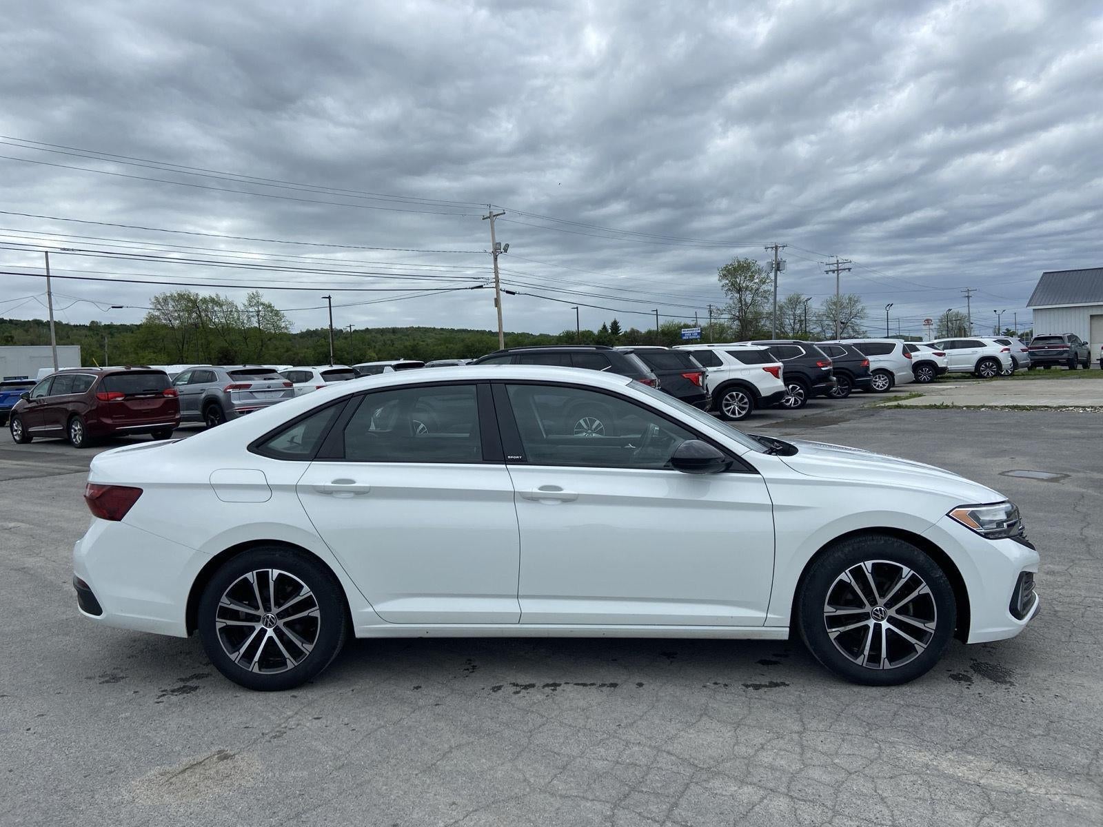 2023 Volkswagen Jetta Sport