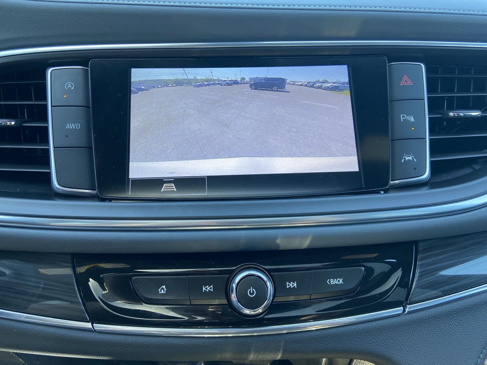 2024 Buick Enclave Essence