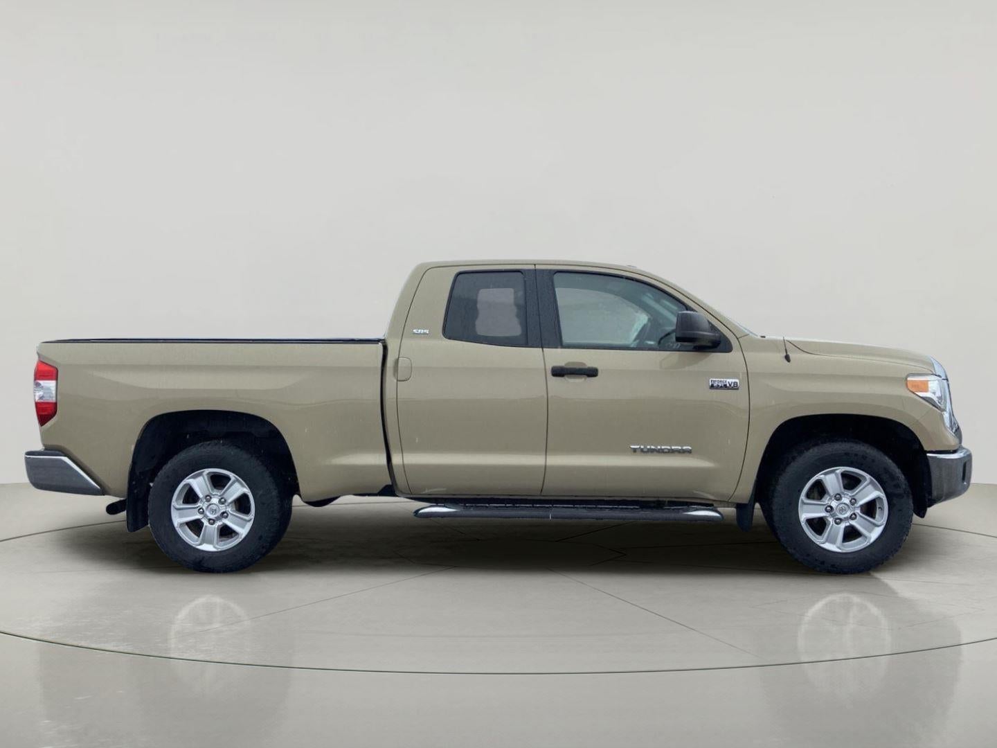 2017 Toyota Tundra SR5
