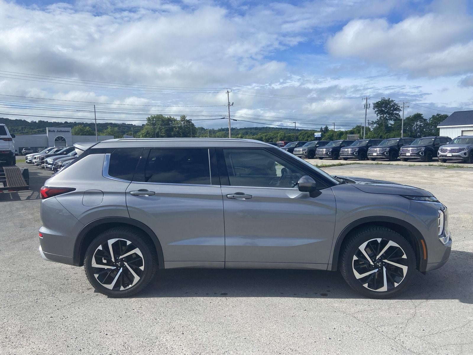 2022 Mitsubishi Outlander SEL