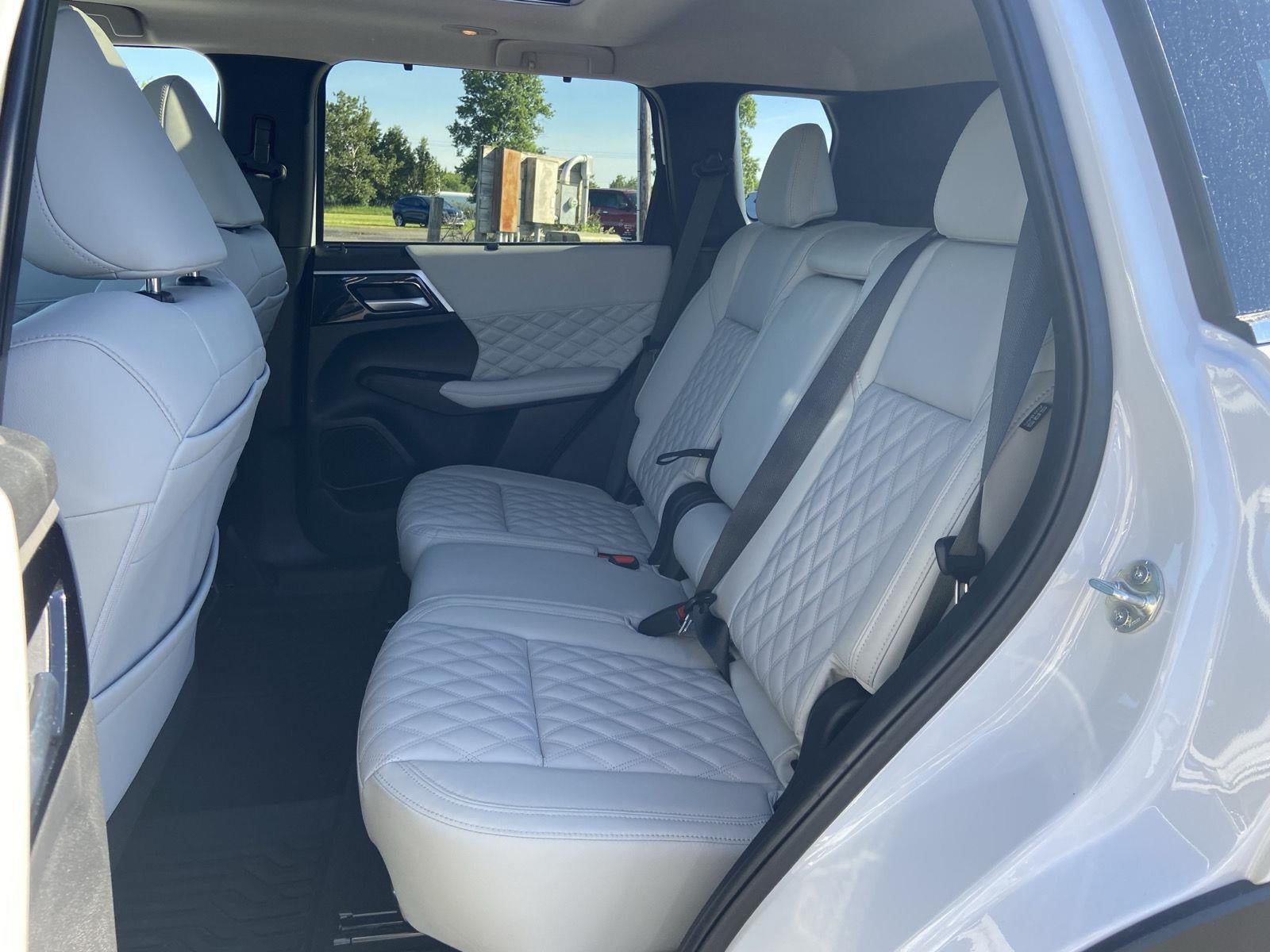 2024 Mitsubishi Outlander SEL