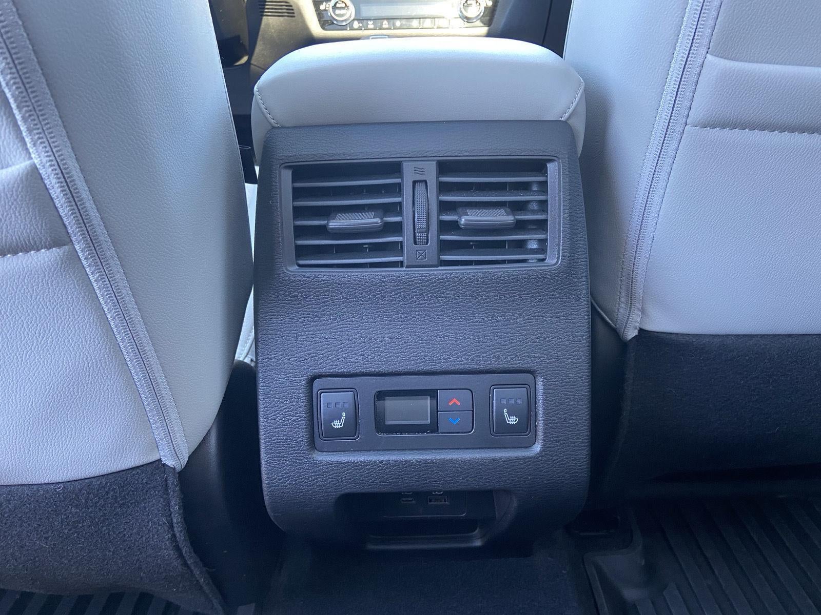 2024 Mitsubishi Outlander SEL