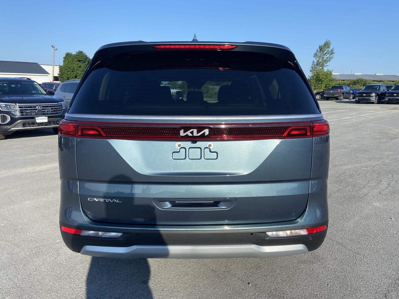 2023 Kia Carnival EX