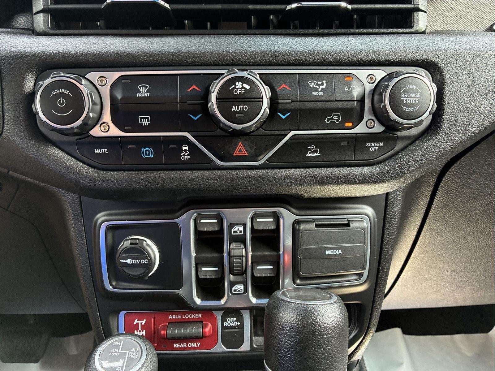 2024 Jeep Wrangler 4Xe Willys