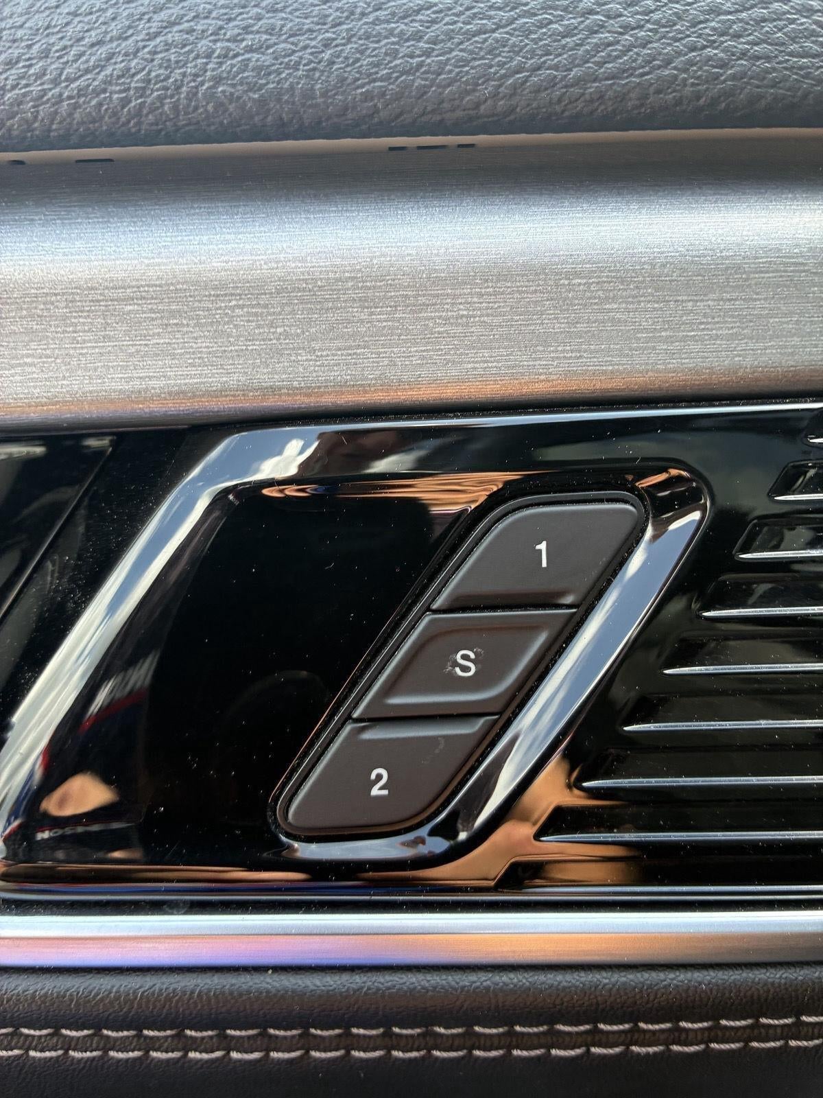 2024 Jeep Wagoneer Series II Carbide