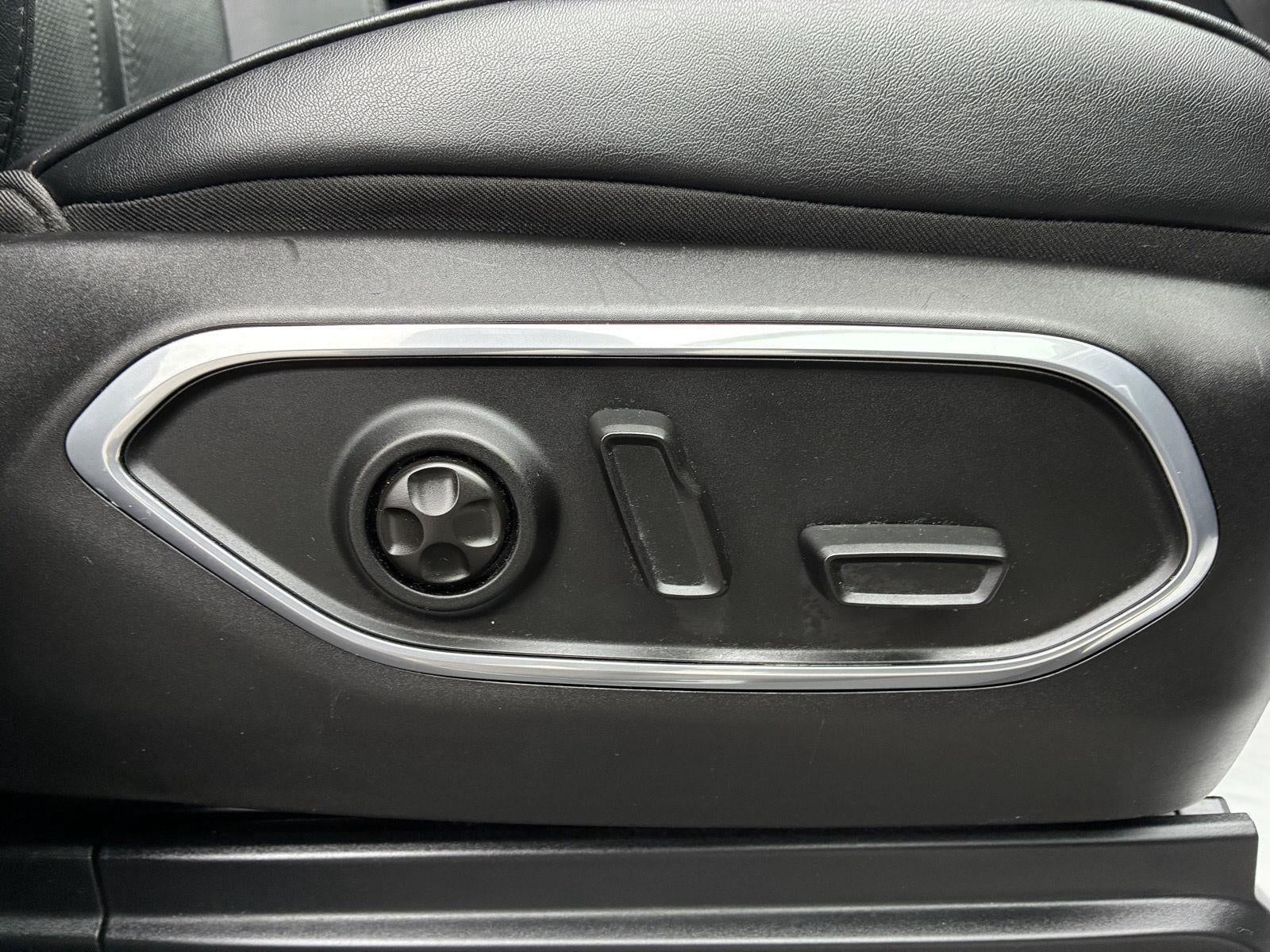 2024 Jeep Wagoneer Series II Carbide