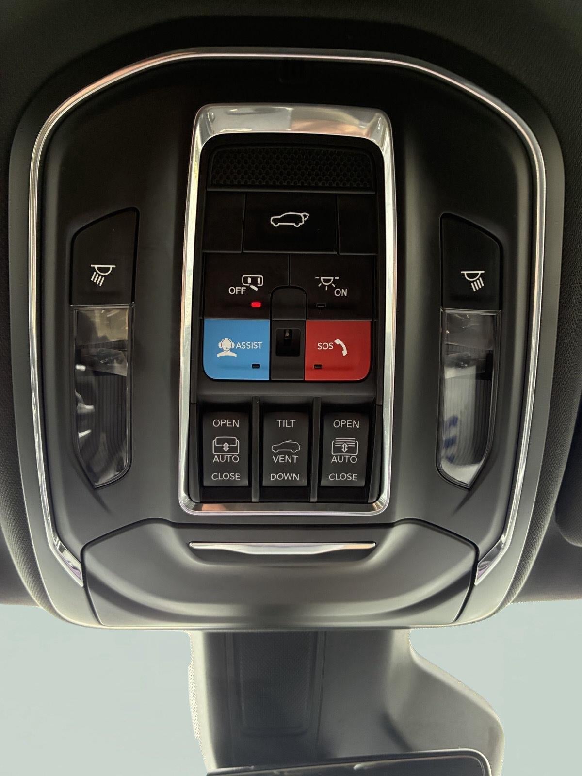 2024 Jeep Wagoneer Series II Carbide