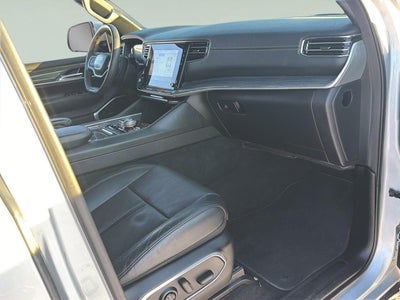 2022 Jeep Wagoneer Series III