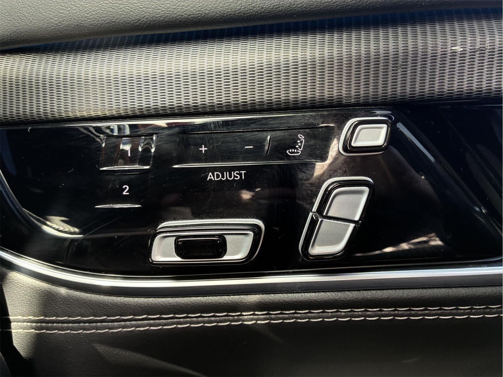 2022 Jeep Grand Wagoneer Series II Obsidian