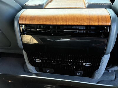 2022 Jeep Grand Wagoneer Series III