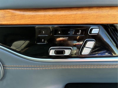 2022 Jeep Grand Wagoneer Series III