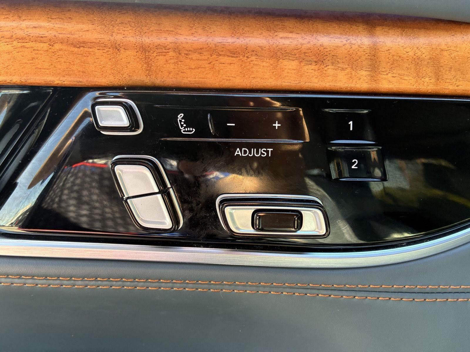2022 Jeep Grand Wagoneer Series III