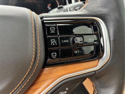 2022 Jeep Grand Wagoneer Series III