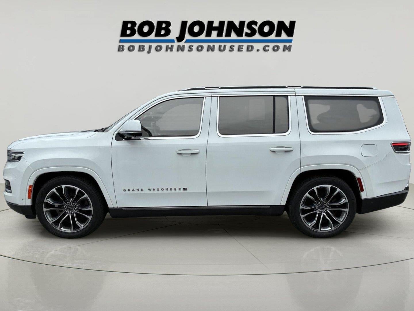 2022 Jeep Grand Wagoneer Series III