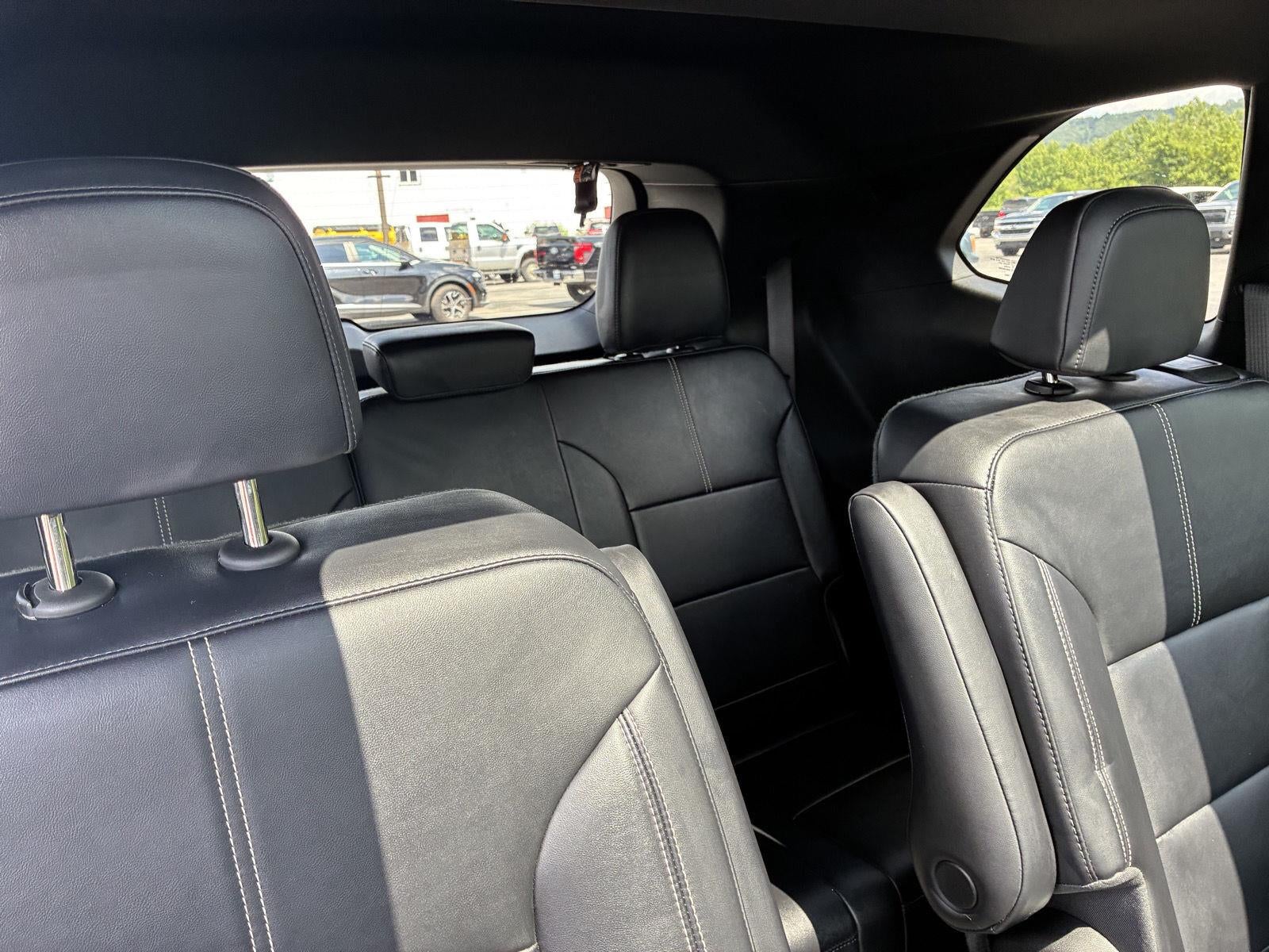 2025 GMC Acadia AWD Elevation
