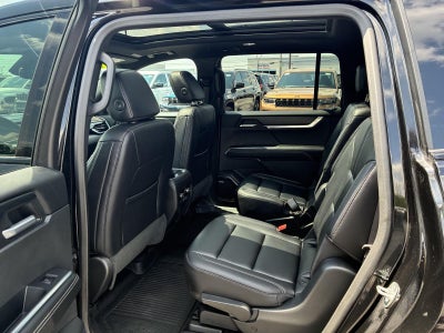 2025 GMC Acadia AWD Elevation
