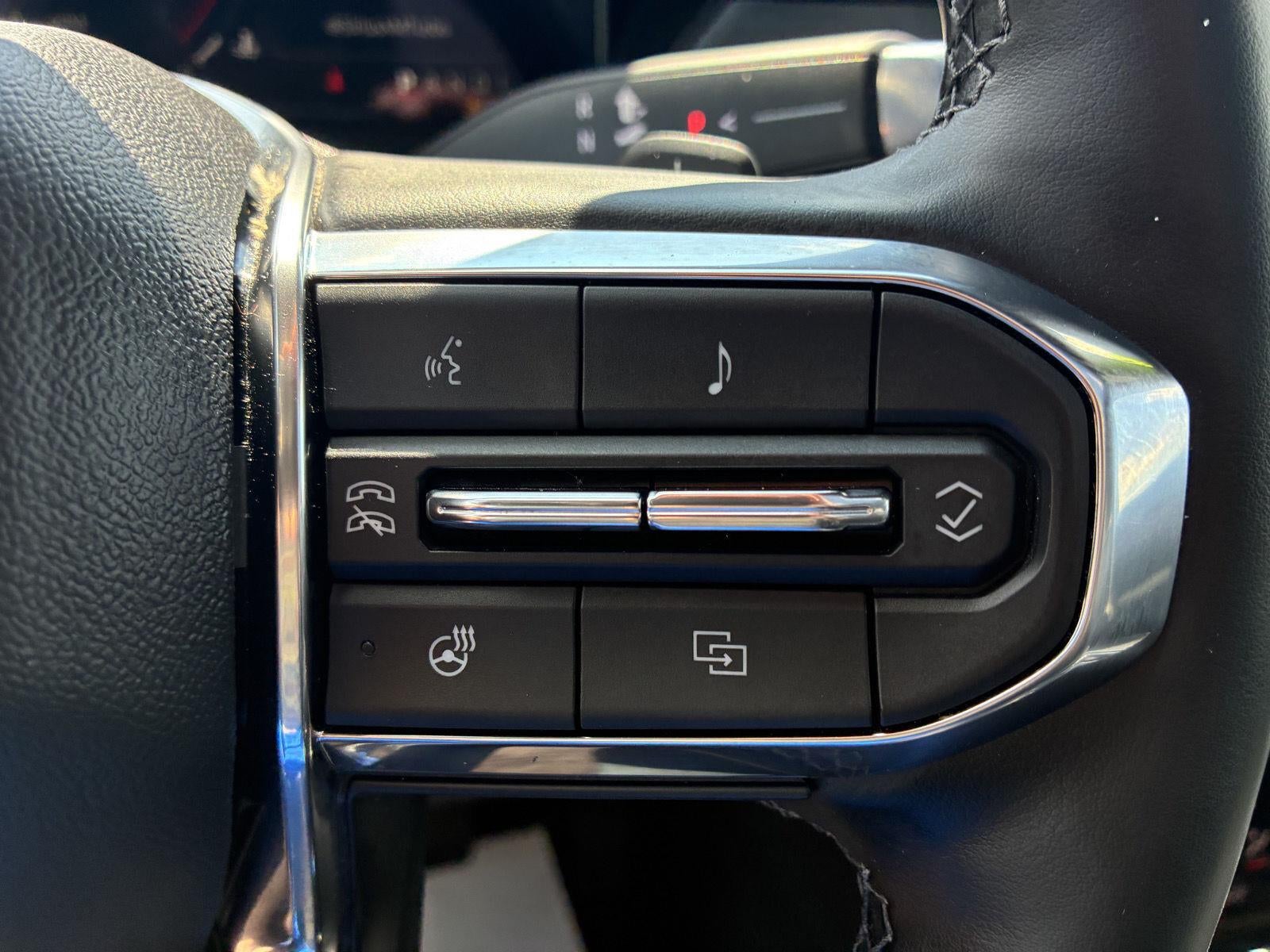 2025 GMC Acadia AWD Elevation