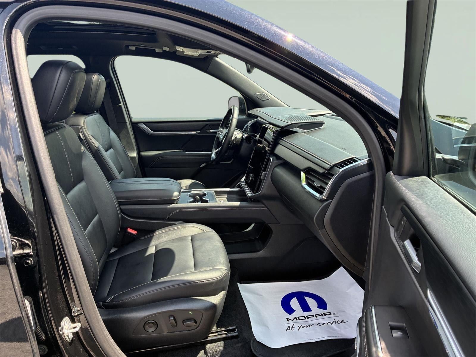 2025 GMC Acadia AWD Elevation