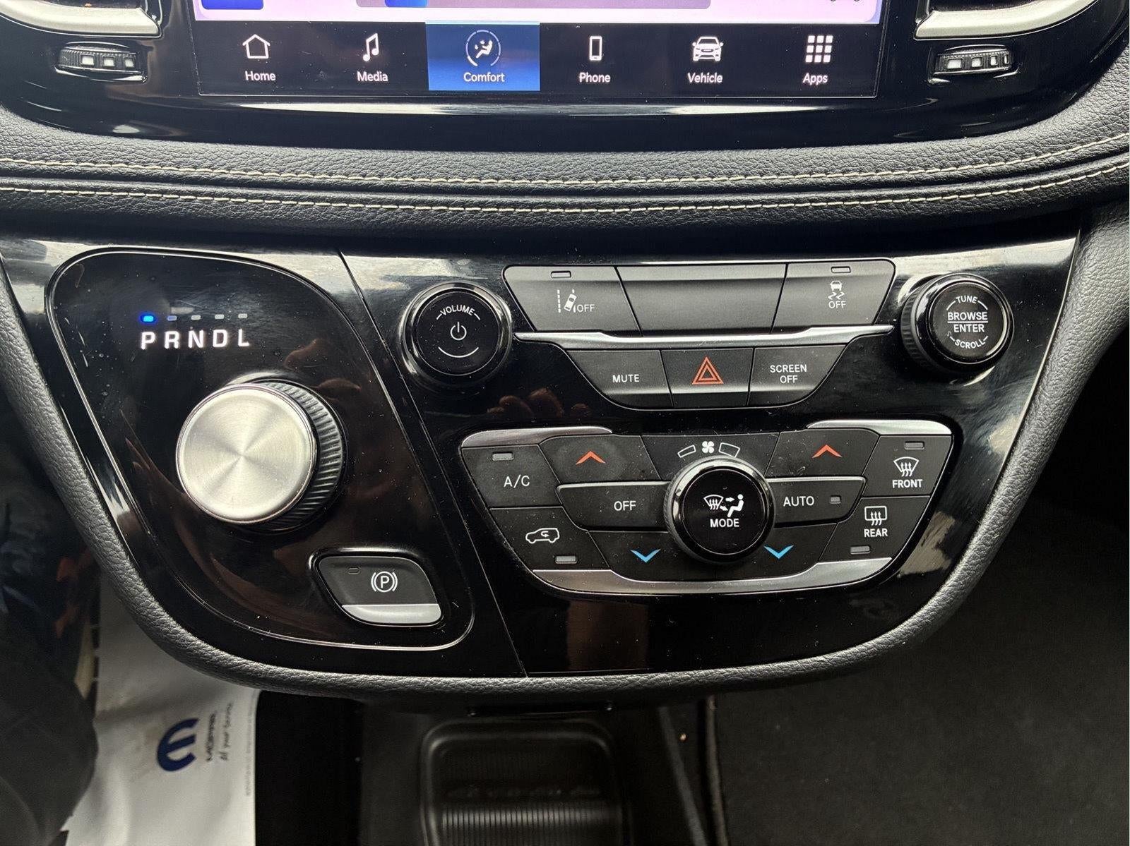 2022 Chrysler Pacifica Hybrid Touring L